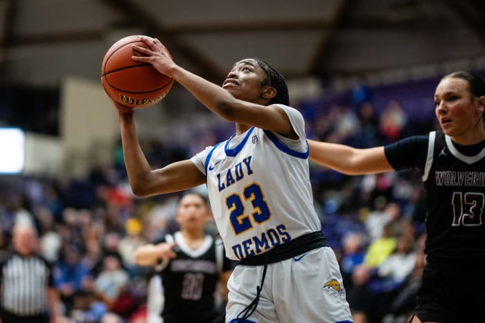 Jefferson Willamette 6A Oregon girls basketball quarterfinal 2024 Naji Saker-18